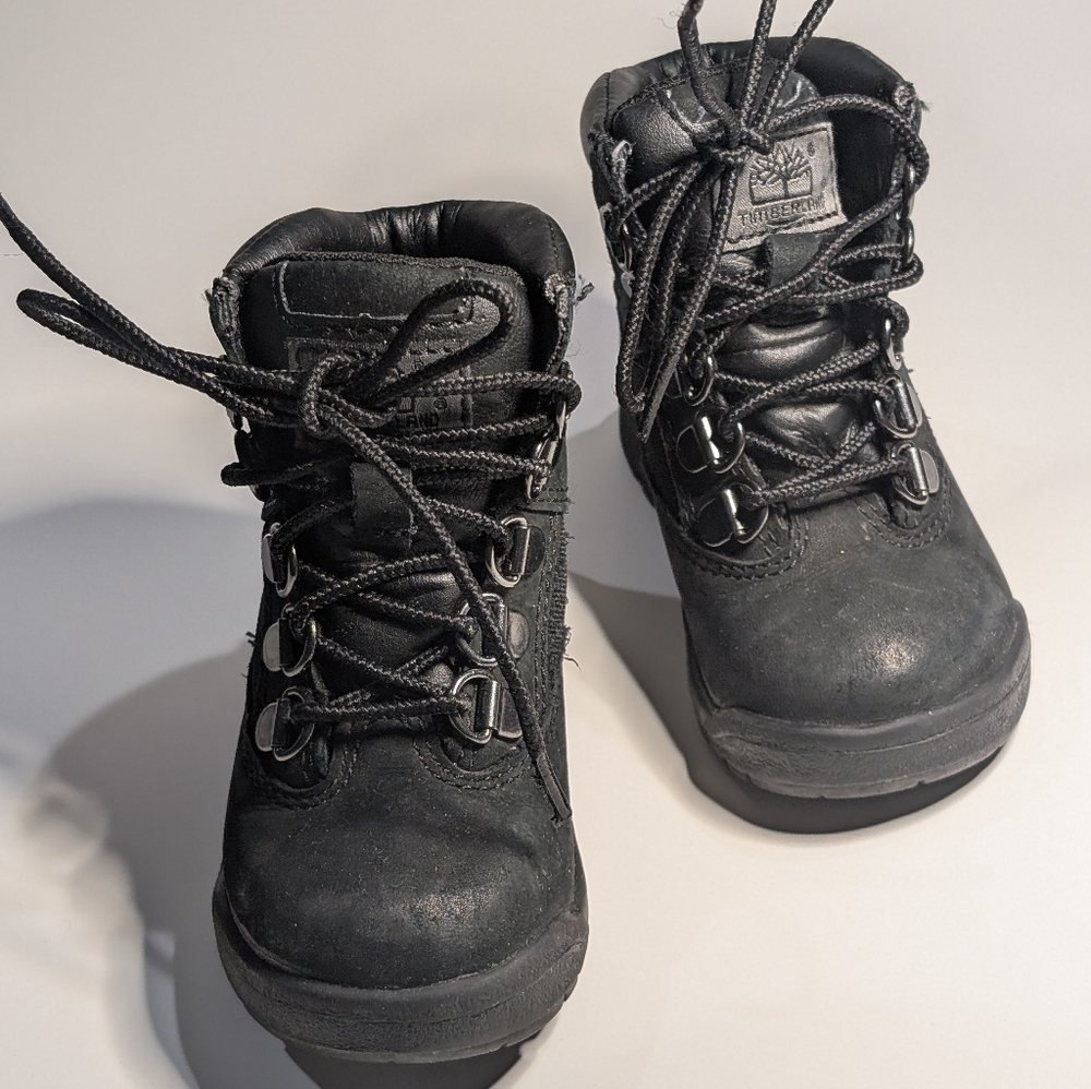 🖤 Timberland Black Leather Toddler Boots (Size 7)‎